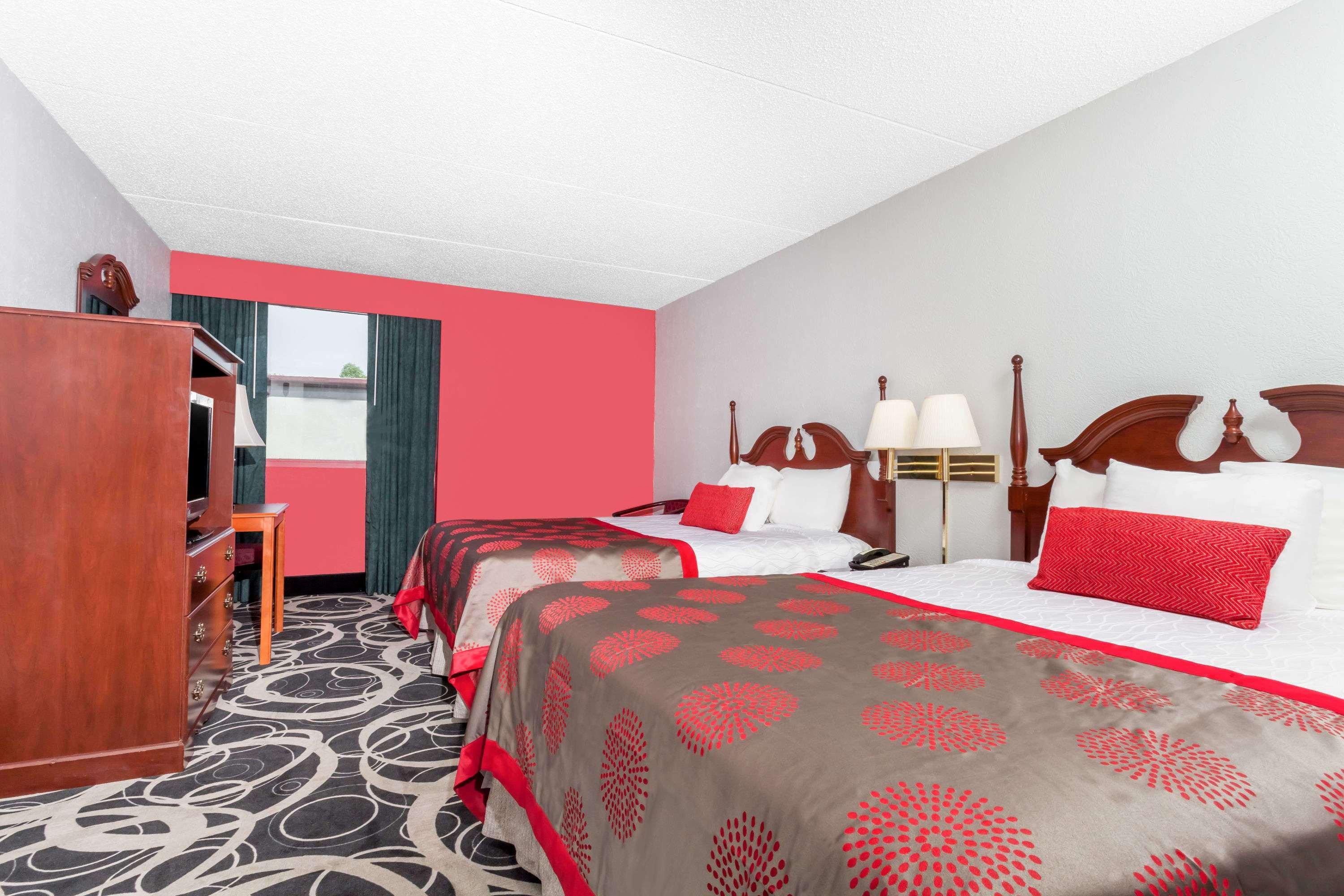 Ramada By Wyndham Henderson/Evansville Esterno foto