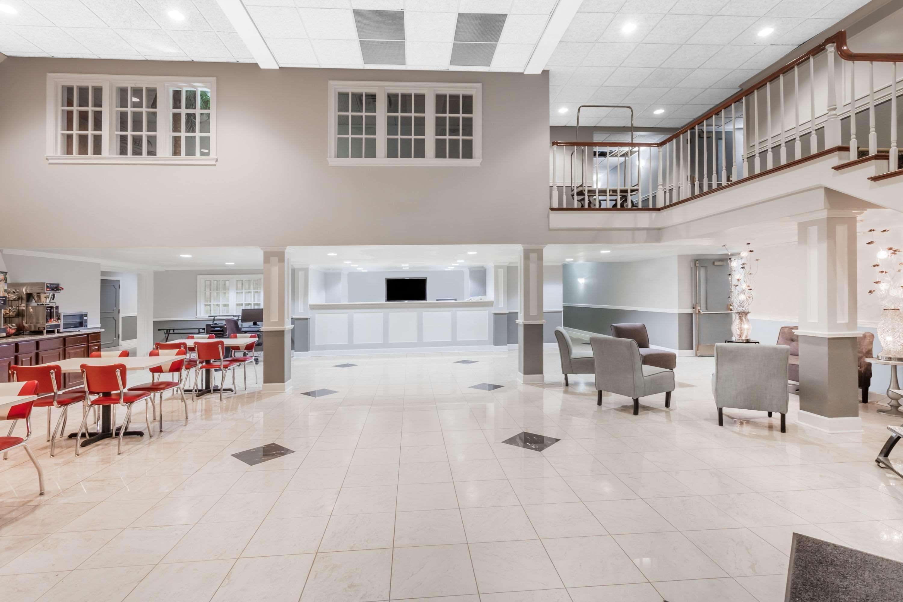 Ramada By Wyndham Henderson/Evansville Esterno foto