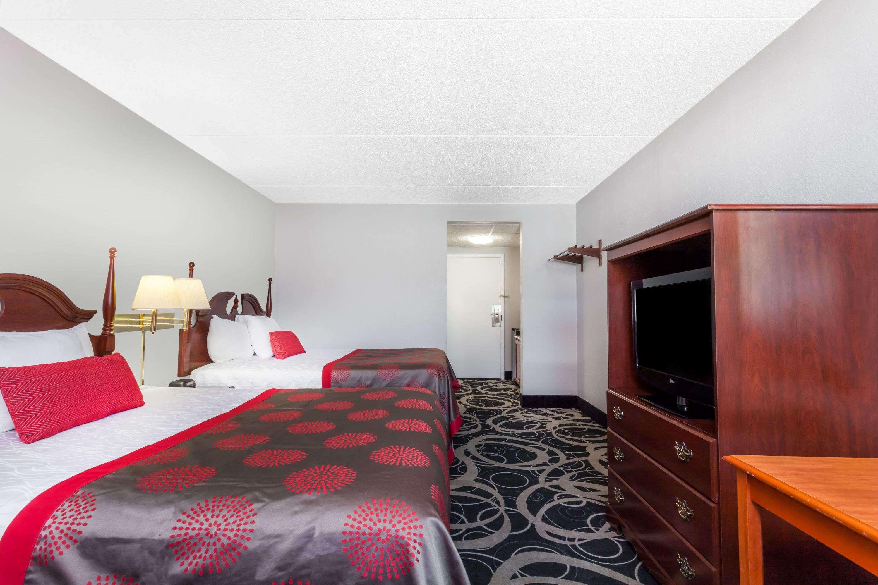 Ramada By Wyndham Henderson/Evansville Esterno foto